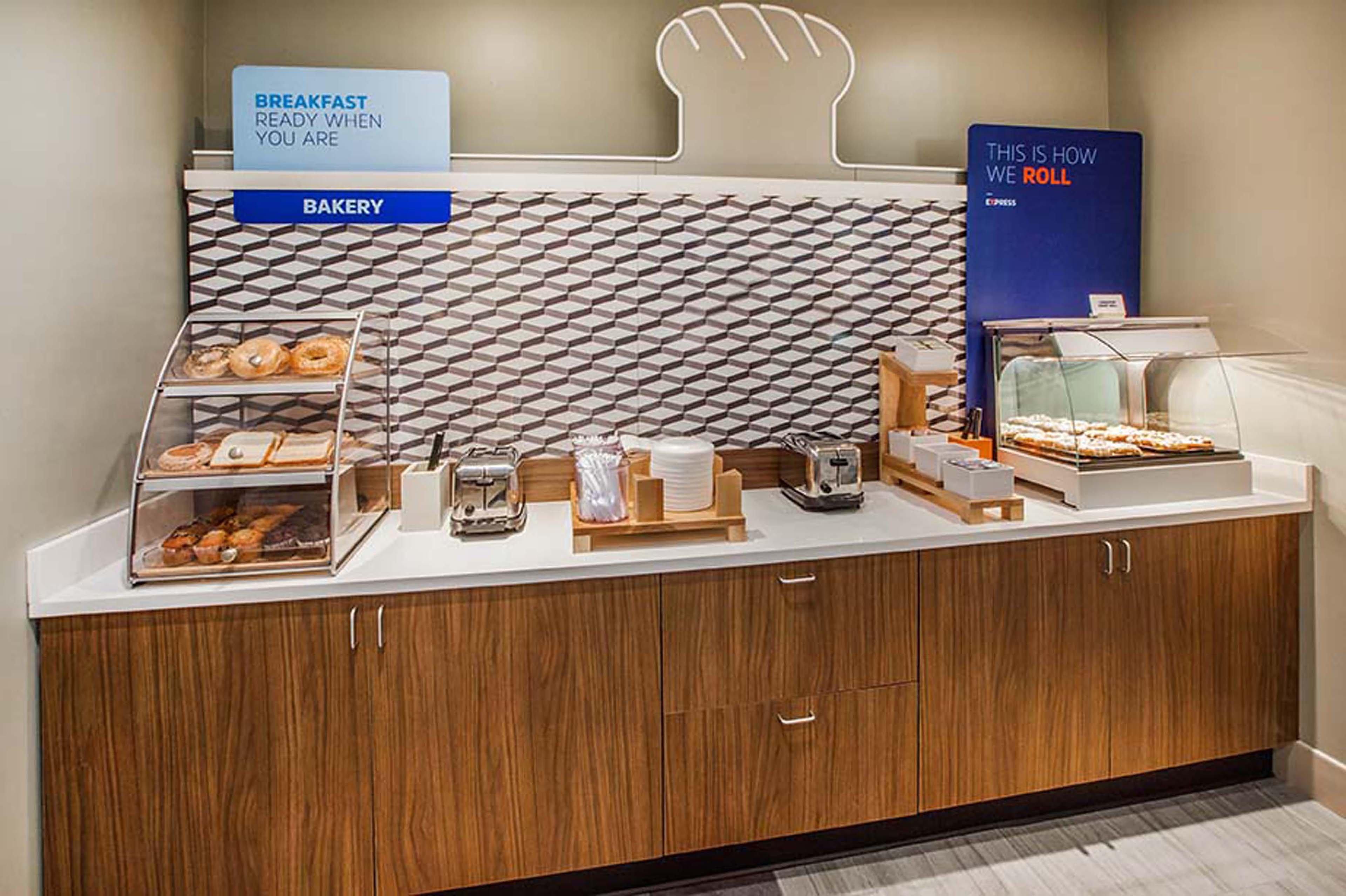 Holiday Inn Express Harvey-Marrero By Ihg Buitenkant foto